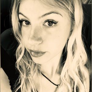 Meet your Posher, Juliana